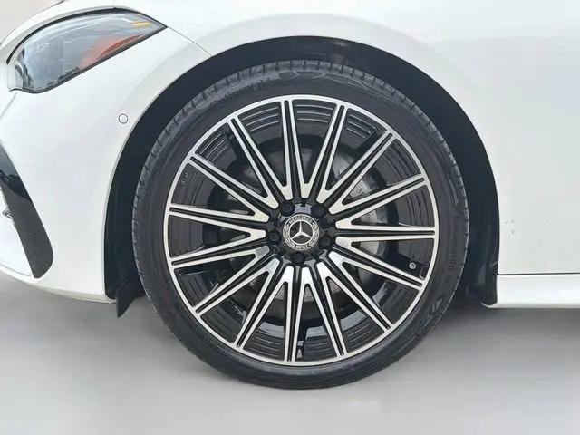 2026 Mercedes-Benz E-CLASS E 300 CLE 300