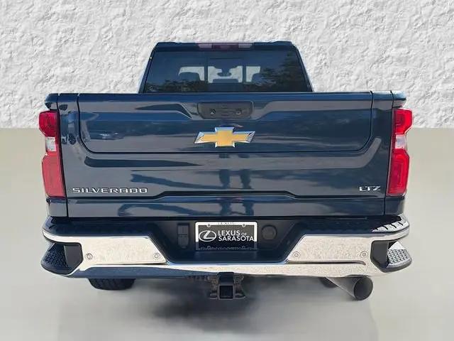 2022 Chevrolet Silverado 2500HD 4WD Crew Cab Standard Bed LTZ