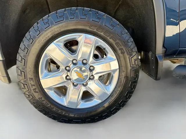 2022 Chevrolet Silverado 2500HD 4WD Crew Cab Standard Bed LTZ