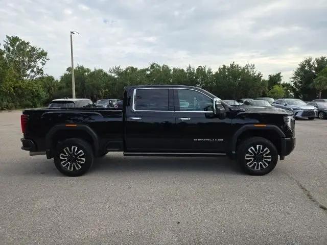 2024 GMC Sierra 3500HD 4WD Crew Cab Standard Bed Denali Ultimate