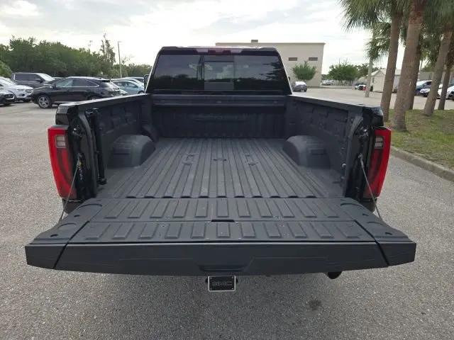 2024 GMC Sierra 3500HD 4WD Crew Cab Standard Bed Denali Ultimate
