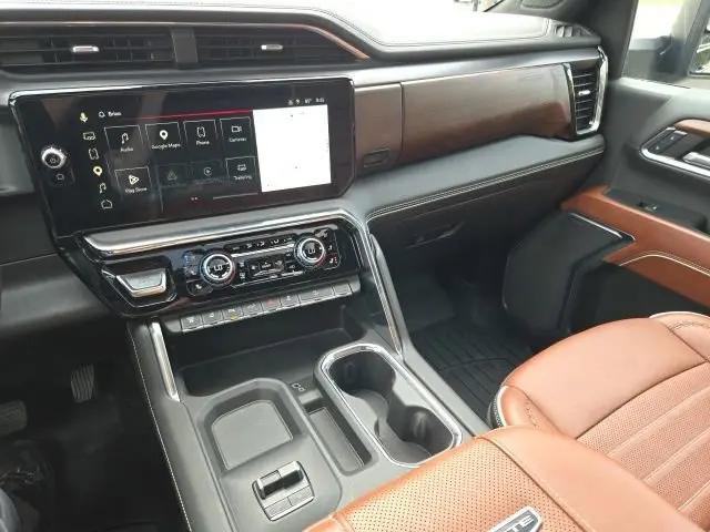 2024 GMC Sierra 3500HD 4WD Crew Cab Standard Bed Denali Ultimate