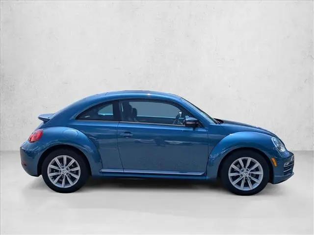 2017 Volkswagen Beetle 1.8T SE