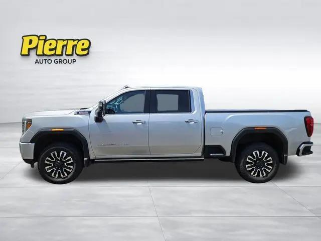2023 GMC Sierra 3500HD 4WD Crew Cab Standard Bed Denali