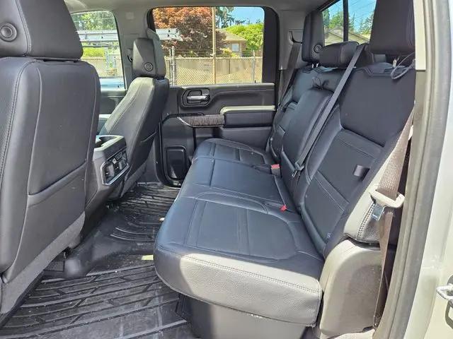 2023 GMC Sierra 3500HD 4WD Crew Cab Standard Bed Denali