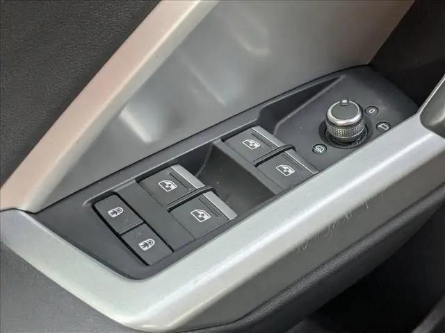 2020 Audi Q3 Premium 45 TFSI quattro Tiptronic