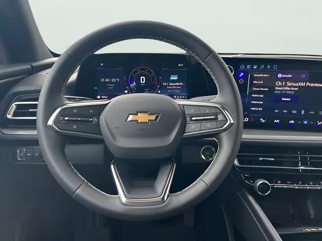2026 Chevrolet Traverse FWD LT