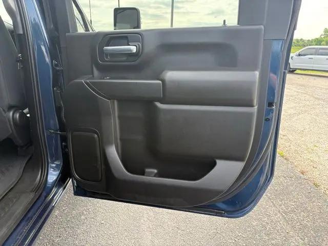 2022 Chevrolet Silverado 2500HD 4WD Crew Cab Standard Bed Custom