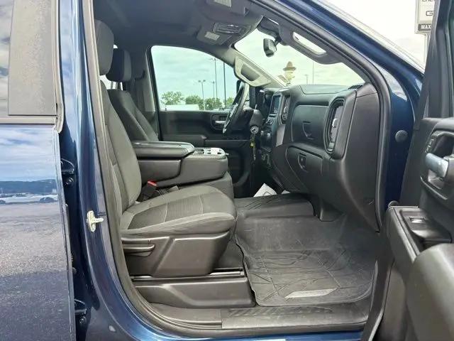 2022 Chevrolet Silverado 2500HD 4WD Crew Cab Standard Bed Custom