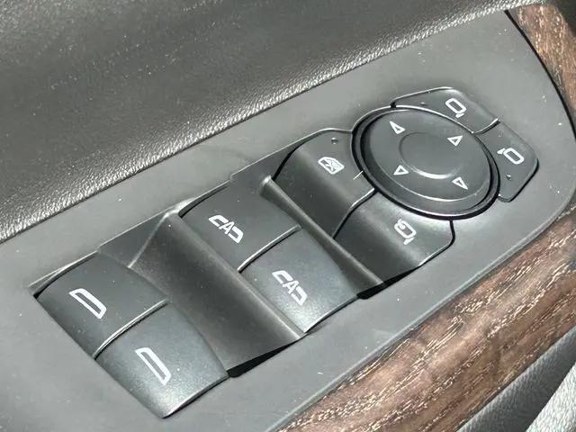 2021 GMC Acadia AWD Denali