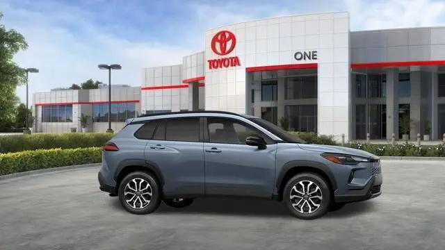 2026 Toyota Corolla Cross Hybrid SE