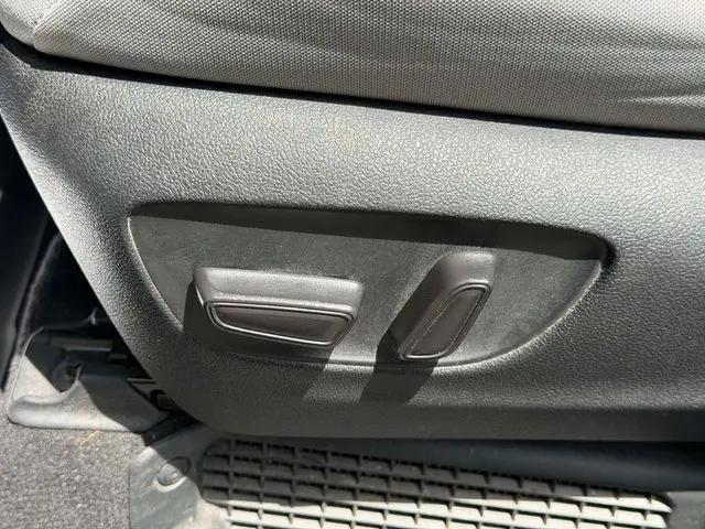 2022 Toyota Sienna LE