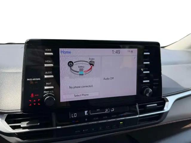 2022 Toyota Sienna LE