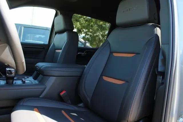 2026 GMC Sierra 1500 Crew Cab, Short Bed, AT4, 4WD