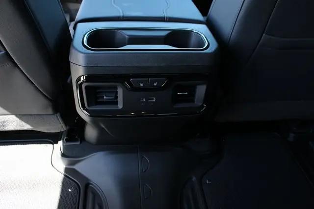 2026 GMC Sierra 1500 Crew Cab, Short Bed, AT4, 4WD