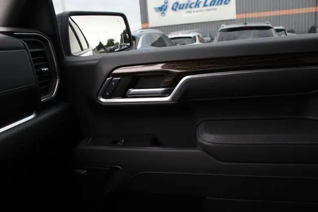 2025 GMC Sierra 1500 4WD Crew Cab Short Box Elevation with 3SB