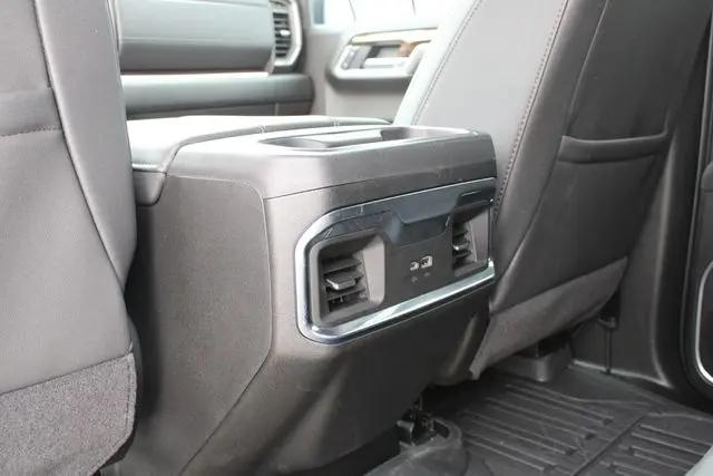 2025 GMC Sierra 1500 4WD Crew Cab Short Box Elevation with 3SB