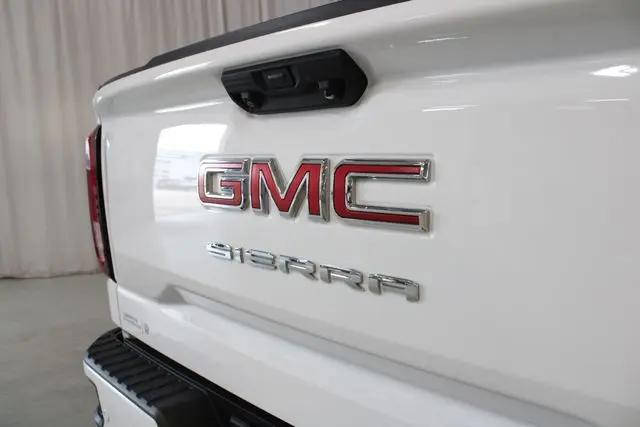 2025 GMC Sierra 1500 4WD Crew Cab Short Box Elevation with 3SB