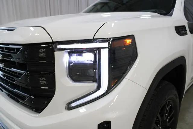 2025 GMC Sierra 1500 4WD Crew Cab Short Box Elevation with 3SB