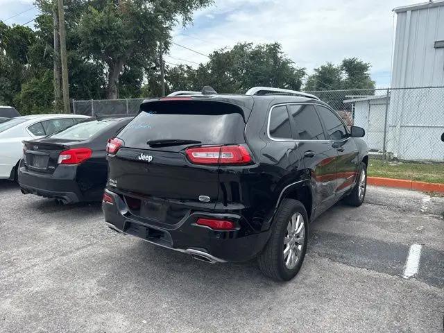 2017 Jeep Cherokee Overland 4x4