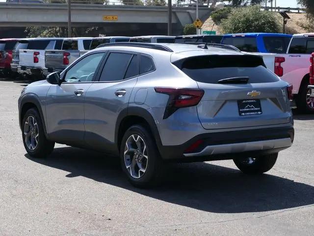 2026 Chevrolet Trax FWD LT
