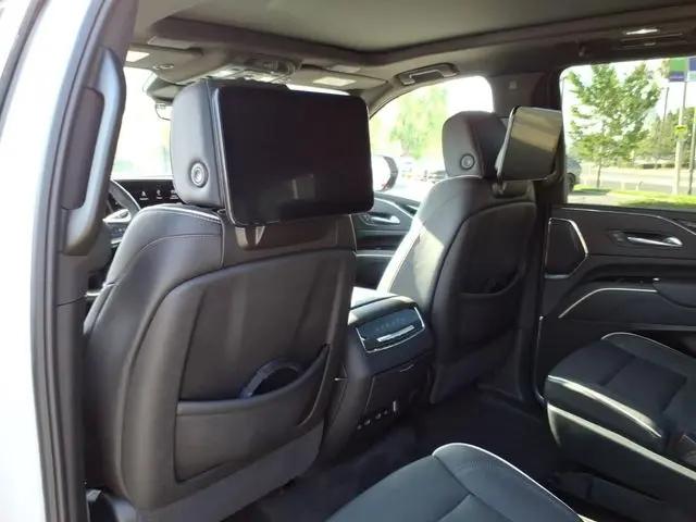 2024 Cadillac Escalade ESV 4WD Sport