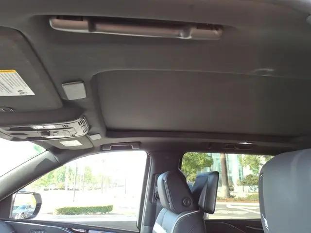 2024 Cadillac Escalade ESV 4WD Sport