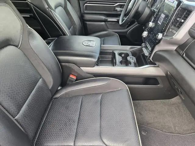 2024 Ram 1500 Laramie Crew Cab 4x2 5'7" Box