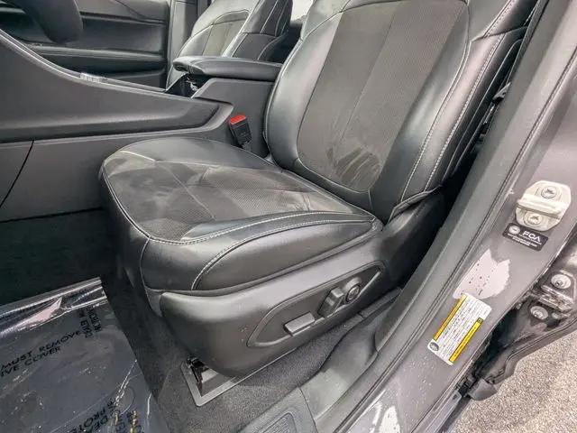 2023 Jeep Grand Cherokee L Altitude 4x2