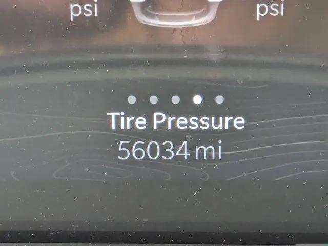 2023 Jeep Grand Cherokee L Altitude 4x2