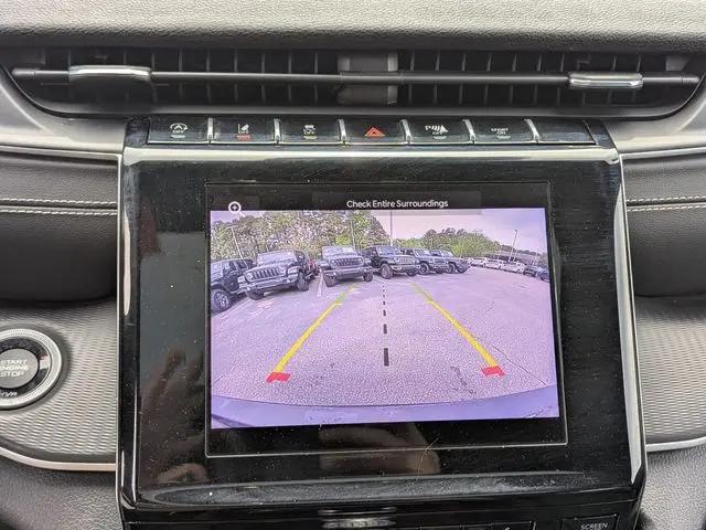 2023 Jeep Grand Cherokee L Altitude 4x2