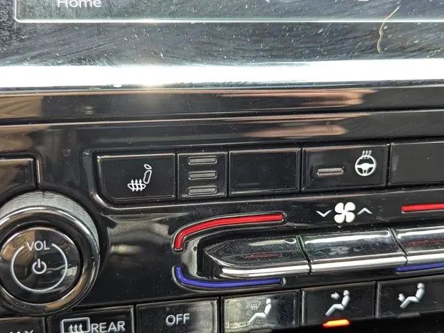 2023 Jeep Grand Cherokee L Altitude 4x2