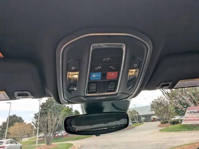 2023 Jeep Grand Cherokee L Altitude 4x2