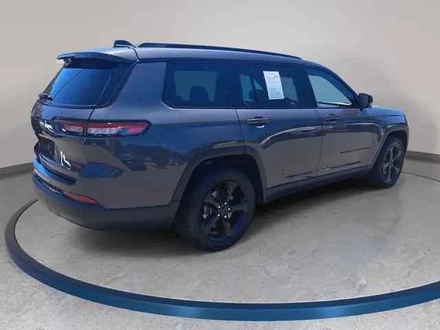 2023 Jeep Grand Cherokee L Altitude 4x2