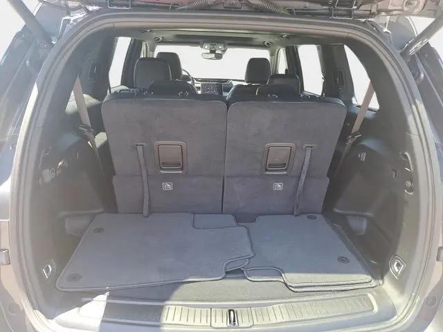 2023 Jeep Grand Cherokee L Altitude 4x2