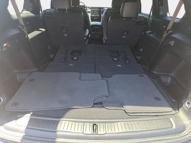 2023 Jeep Grand Cherokee L Altitude 4x2