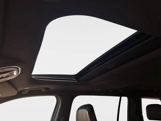 2023 Jeep Grand Cherokee L Altitude 4x2