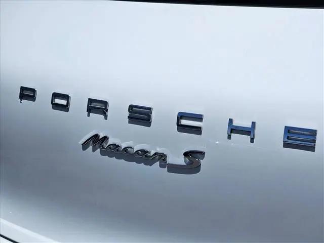 2017 Porsche Macan S