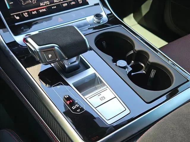 2026 Audi RS Q8 performance quattro tiptronic