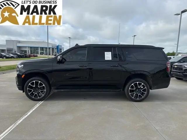 2021 Chevrolet Suburban 4WD RST
