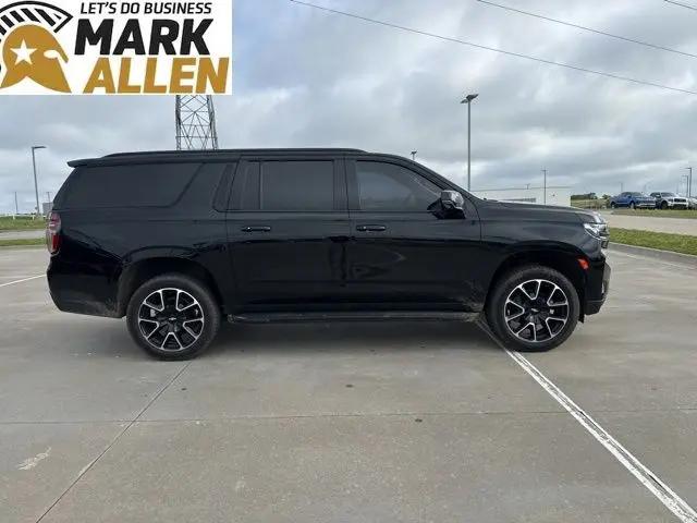2021 Chevrolet Suburban 4WD RST
