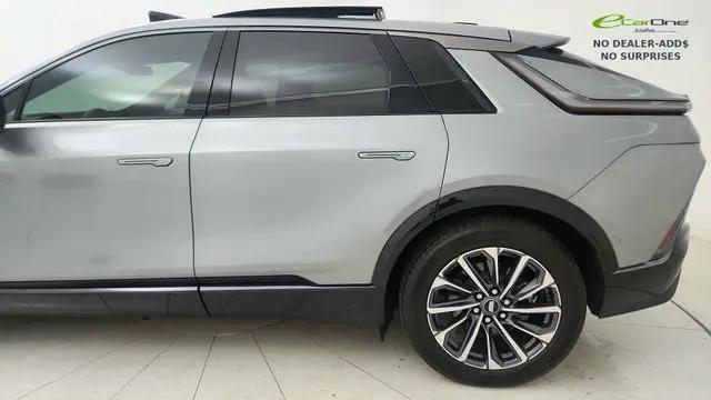 2024 Cadillac iQ Sport w/1SJ