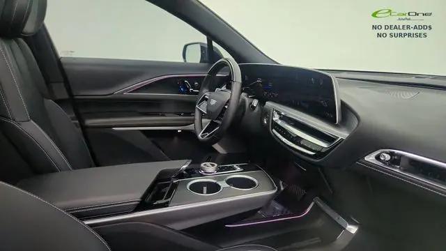 2024 Cadillac iQ Sport w/1SJ