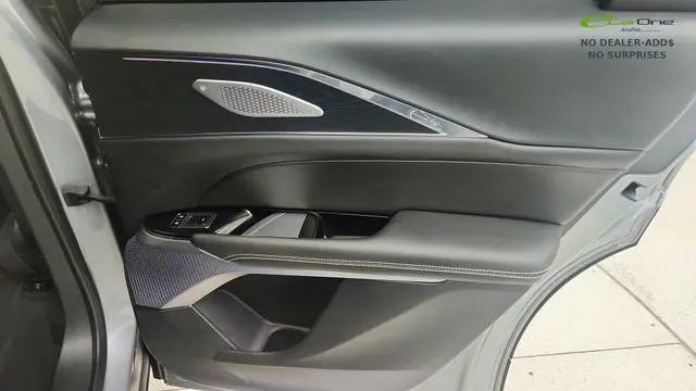 2024 Cadillac iQ Sport w/1SJ