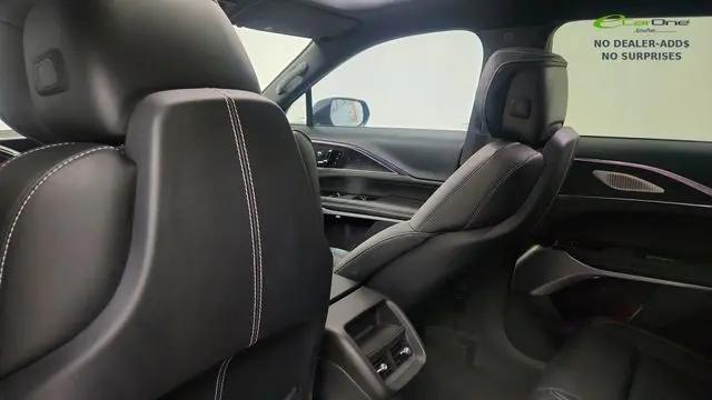 2024 Cadillac iQ Sport w/1SJ