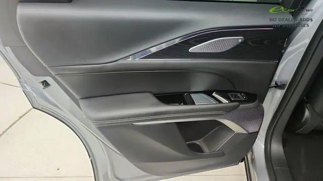 2024 Cadillac iQ Sport w/1SJ