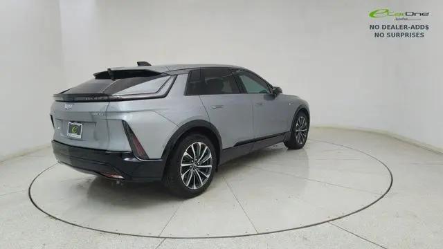 2024 Cadillac iQ Sport w/1SJ