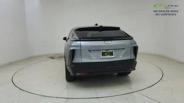 2024 Cadillac iQ Sport w/1SJ