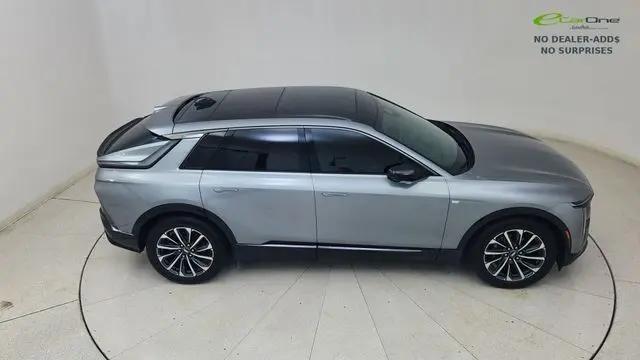 2024 Cadillac iQ Sport w/1SJ