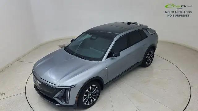 2024 Cadillac iQ Sport w/1SJ